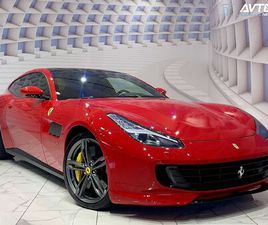 FERRARI GTC4LUSSO V12-CAVALLINO-CARBON-PANO-LIFT-ADAPT.LED