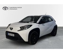 TOYOTA AYGO 1,0 MAN PLAY V-HJUL AU