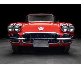 1960 CHEVROLET CORVETTE