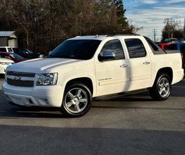 CHEVROLET AVALANCHE 2011 CHEVROLET AVALANCHE LT