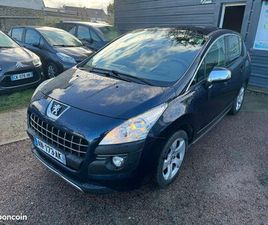 PEUGEOT 3008 PUEGEOT 3008 1.6 HDI PACK ALLURE COULEUR BLEU FONCÉ