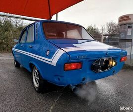 RENAULT 12