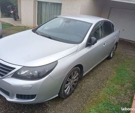 RENAULT LATITUDE TRÈS BELLE LATITUDE V6