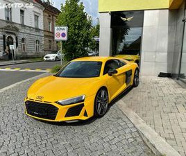 AUDI R8 V10 PERFORMANCE CARBON SKLADEM