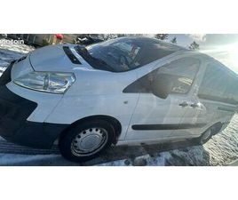 MINIBUS 9 PLACES 2 EN 1 ET MINIVAN