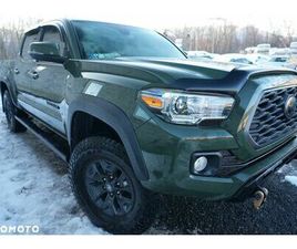TOYOTA TACOMA