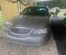 2004 LINCOLN TOWN CAR
