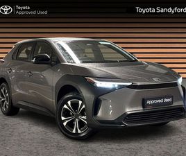 SPORT 11KW EV AUTOMATIC // HEATED SEATS & STEERING WHEEL // REAR CAMERA & PARK ASSIST // APPLE CARPLAY/ANDROID AUTO // POWER TAILGATE // FULL WARRANTY