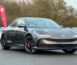 MG 360 100KWH PERFORMANCE SALOON AUTO 4WD 5DR AUTOMATIC