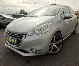 PEUGEOT 208 1.6 E-HDI 92CH FÉLINE