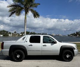 2013 CHEVROLET AVALANCHE 4WD BLACK DIAMOND EDITION 4X4 CLEAN CARFAX