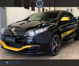 MÃU0083Â©GANE MEGANE III 2008 COUPE COUPE 2.0 16V T RS 250CV