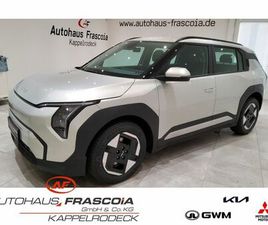 EARTH 58.3 (P3) NAVI ACC PDC LED SHZ RÜCKFAH