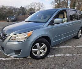 2010 VOLKSWAGEN ROUTAN SE 4DR MINI VAN