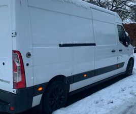 RENAULT CLIO SOCIETE RENAULT MASTER STEHT IN HOLLAND