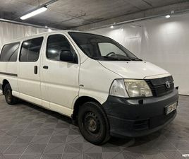 2.5 D-4D 117 4OV PITKÄ 8-PAIK. WEBASTO. KOUKKU. ILMASTOINTI.