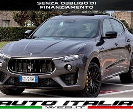 MASERATI LEVANTE MY22 GRANSPORT+TETTO+BLACK PACK+PINZE GIALLE