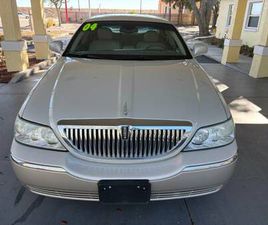 2004 LINCOLN TOWN CAR -WE FINANCE ANY CREDIT TYPE APPROVED -