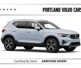 CERTIFIED 2025 VOLVO XC40 B5 PLUS DARK THEME
