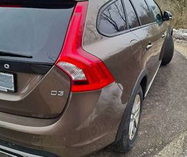 VOLVO V60 CROSS COUNTRY D3 MOMENTUM GEARTRONIC