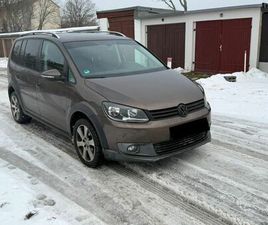 VOLKSWAGEN CROSS TOURAN