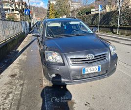 TOYOTA AVENSIS MACCHINA IN BUONE CONDIZIONI