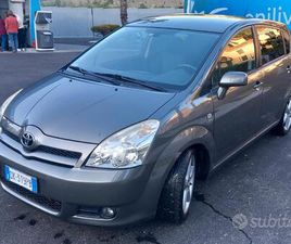 TOYOTA COROLLA VERSO 2.2 D