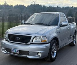 2001 FORD F-150 SVT LIGHTNING