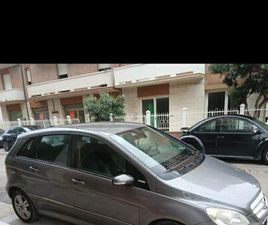 MERCEDES CLASSE B B 150 SCARPE PRADA NUMERO 33