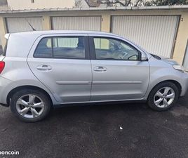 TOTOYA URBAN CRUSIER VOITURE