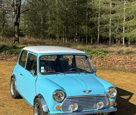 MINI AUSTIN 1300