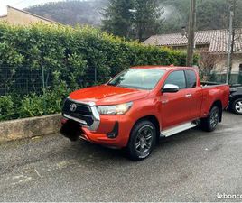 VENDS TOYOTA HILUX