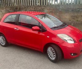 TOYOTA YARIS UNICO PROPRIETARIO