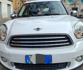 AUTO MINI COUNTRYMAN