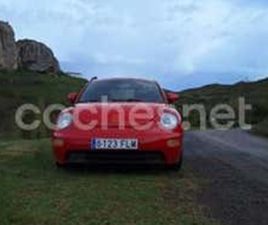 VOLKSWAGEN NEW BEETLE