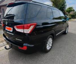 ② SSANGYONG RODIUS MET OF ZONDER KEURING — SSANGYONG — 2EMEMAIN