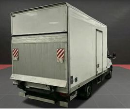 IVECO DAILY CARROZADO L4 CON TRAMPILLA Y PUERTA LATERAL 136CV