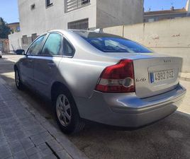 VOLVO - S40