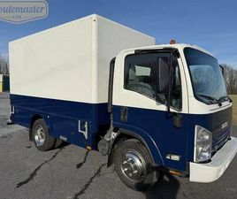 ISUZU LA SÉRIE N 2018 ISUZU NPR 14’ HACKNEY PLUMBERS UTILITY SERVICE BODY, 6.0L GAS, 10
