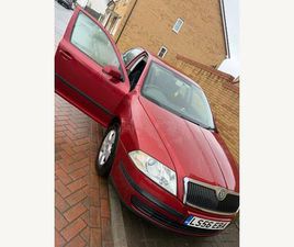 1.6 FSI AMBIENTE TIPTRONIC EURO 4 5DR