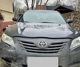 TOYOTA CAMRY