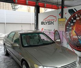 TOYOTA CAMRY 3.0 V6 DX