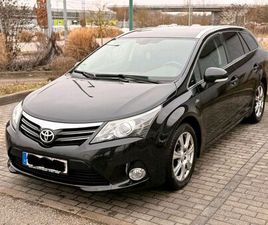 TOYOTA AVENSIS 2.2 D,AHK, GARANTIE
