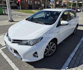 TOYOTA AURIS HYBRID ADVANCE