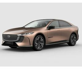 MAZDA 6E 5HB EV 258PS 1AT RWD TAKUMI PLUS (NAPPA HNEDÁ)
