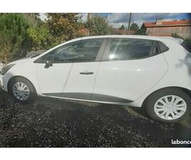 VOITURE CLIO COMMERCIAL