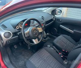 MAZDA 2 PICCOLA COMODA E CONSUMA POCO