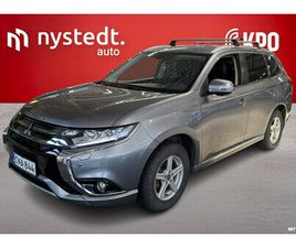 MITSUBISHI OUTLANDER PHEV INSTYLE NAVI 4WD 5P