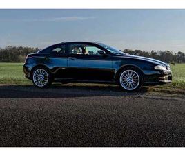 GT 3.2 V6 DISTINCTIVE