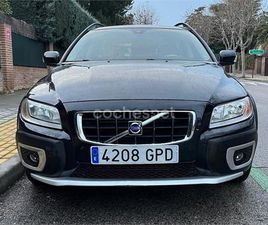 VOLVO XC70 D5 MOMENTUM AUTO